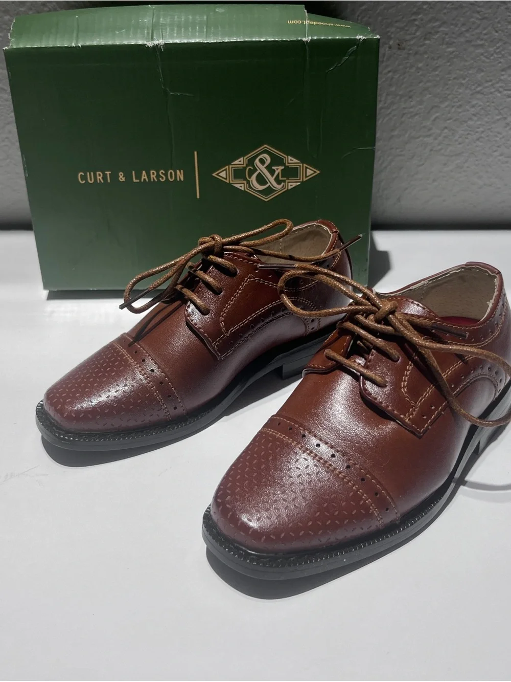 Curt & Larson Boy's Brown Lace-Up Dress Shoes - Size 7